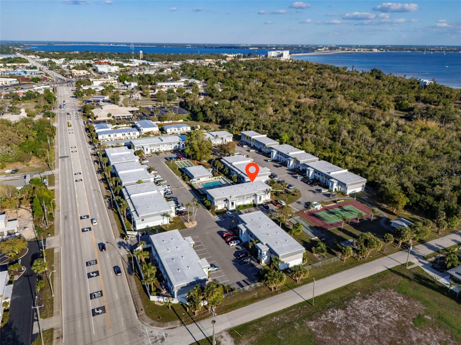 Image 41 of 42 For 22375 Edgewater Drive 224