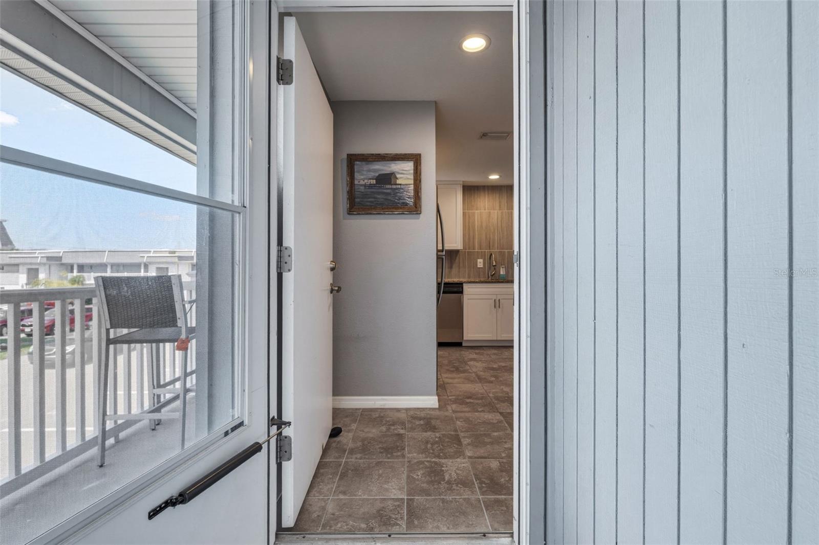 Image 5 of 42 For 22375 Edgewater Drive 224