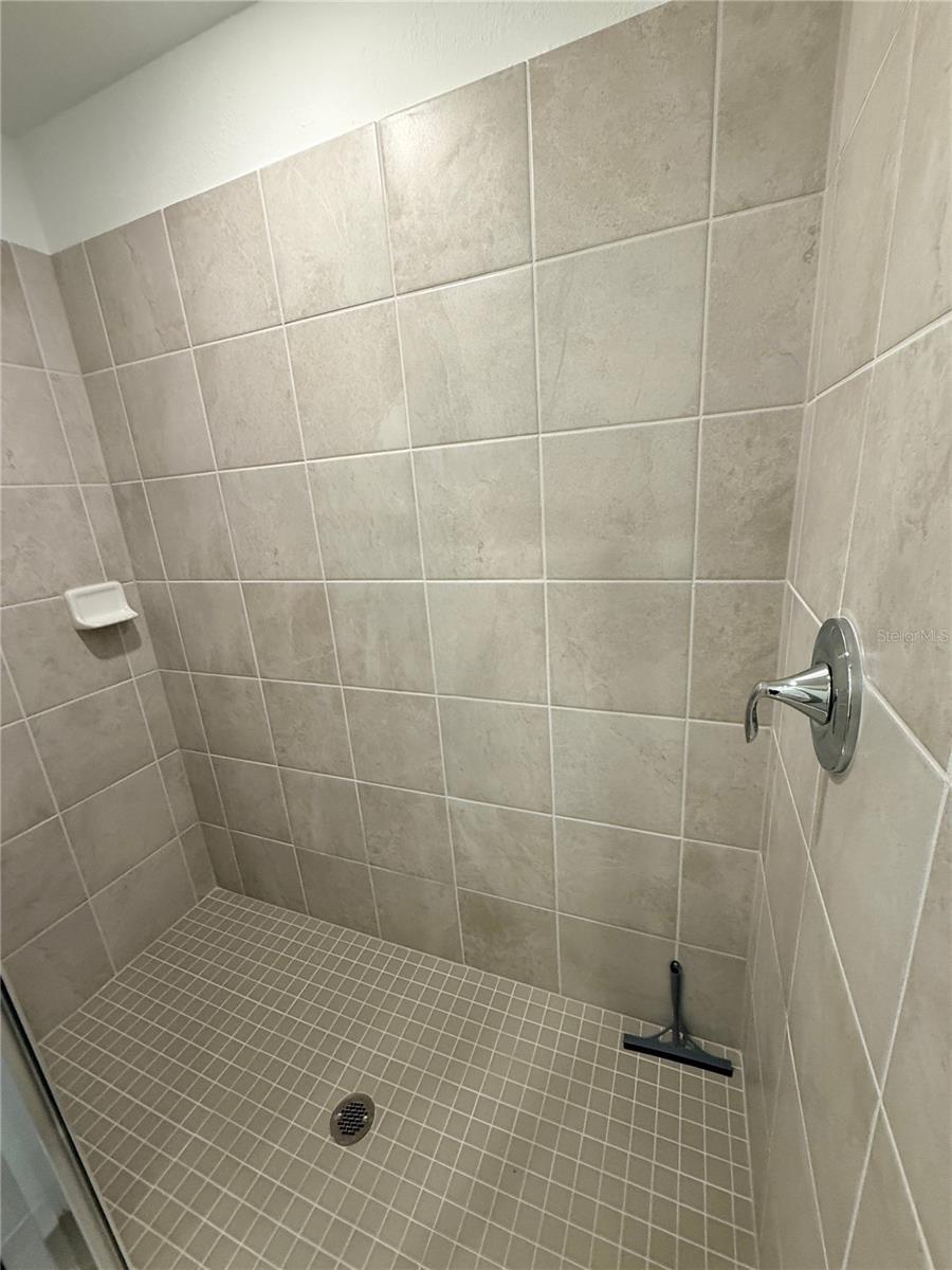 Image 25 of 36 For 15175 Bluffton Lane 724