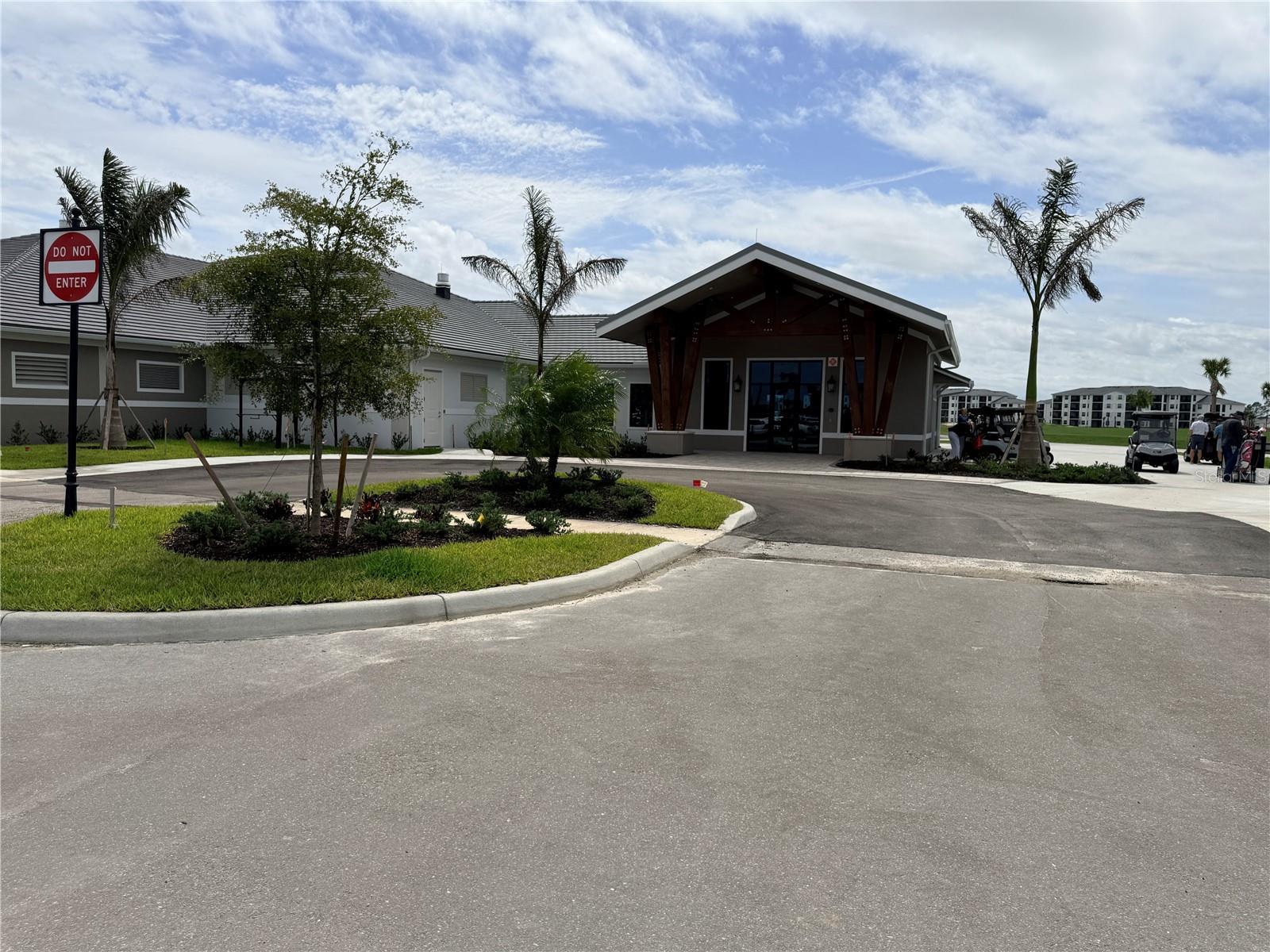 Image 32 of 36 For 15175 Bluffton Lane 724