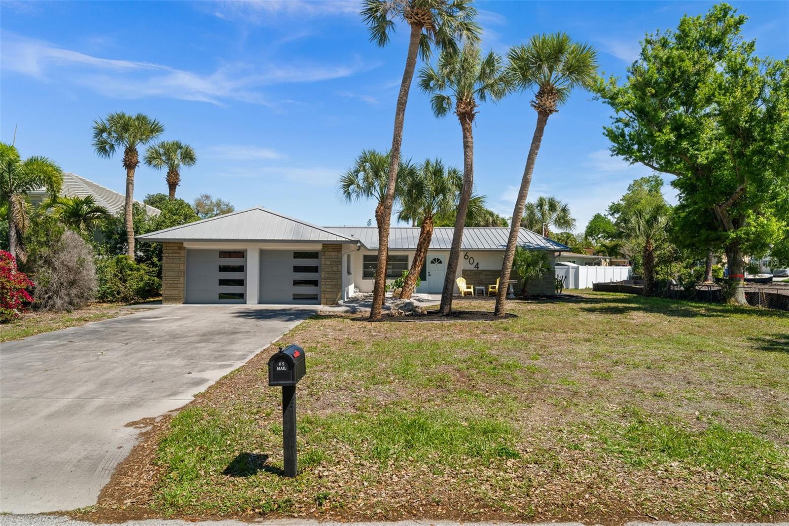Details for 604 Madrid Avenue, VENICE, FL 34285