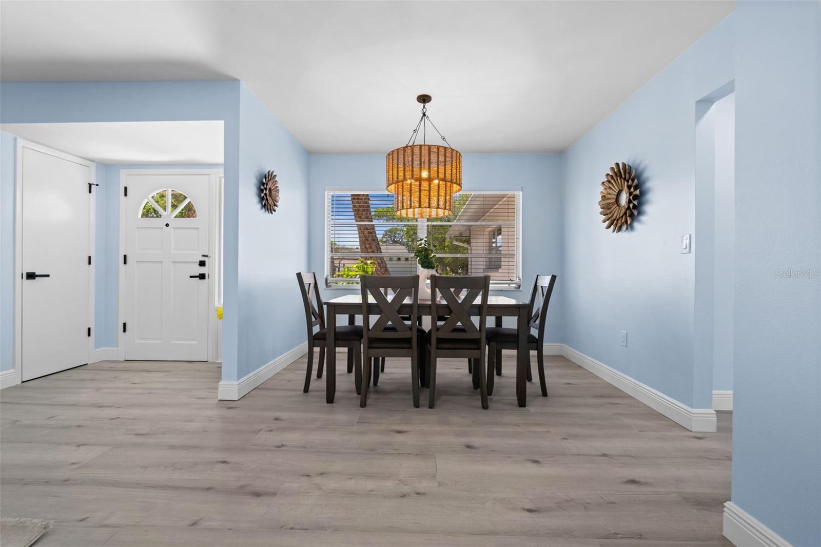 Image 10 of 45 For 604 Madrid Avenue