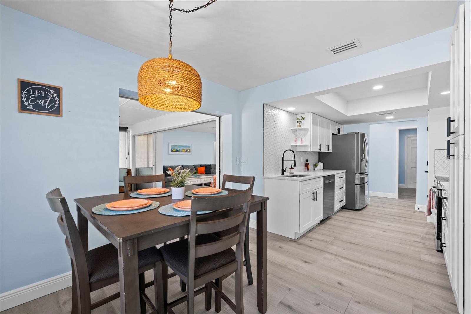 Image 13 of 45 For 604 Madrid Avenue