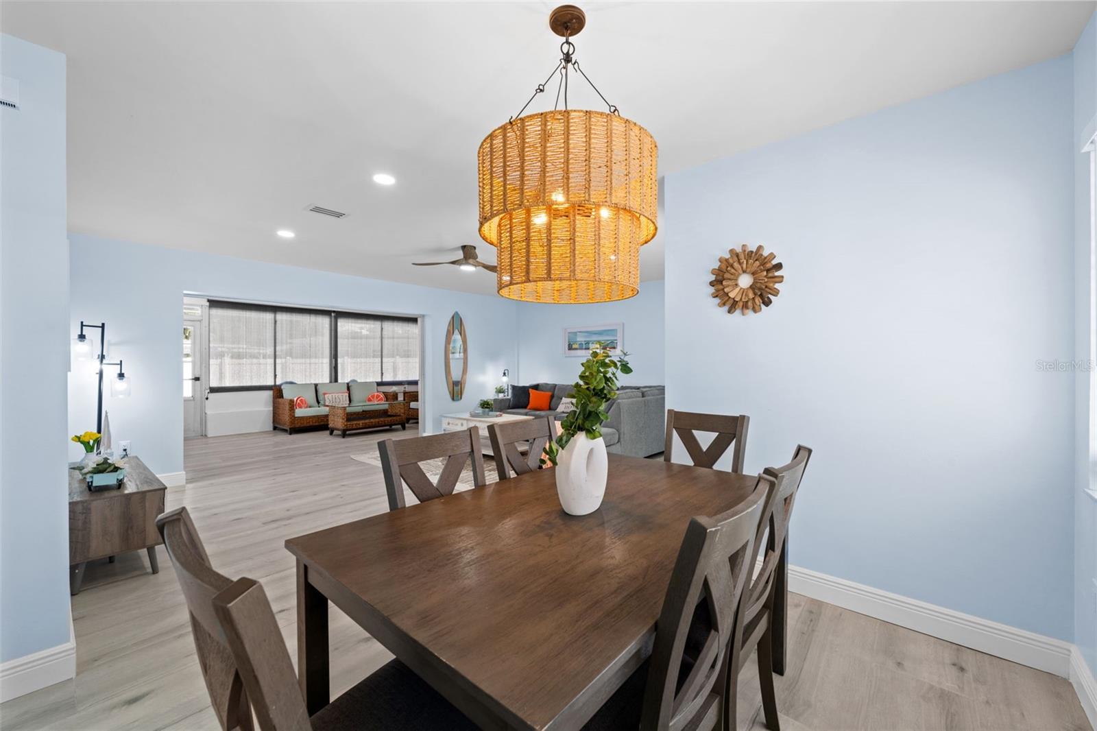 Image 32 of 45 For 604 Madrid Avenue