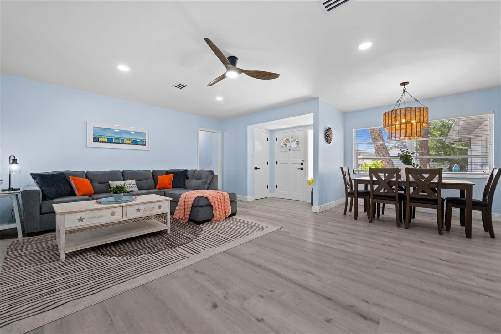 Image 7 of 45 For 604 Madrid Avenue