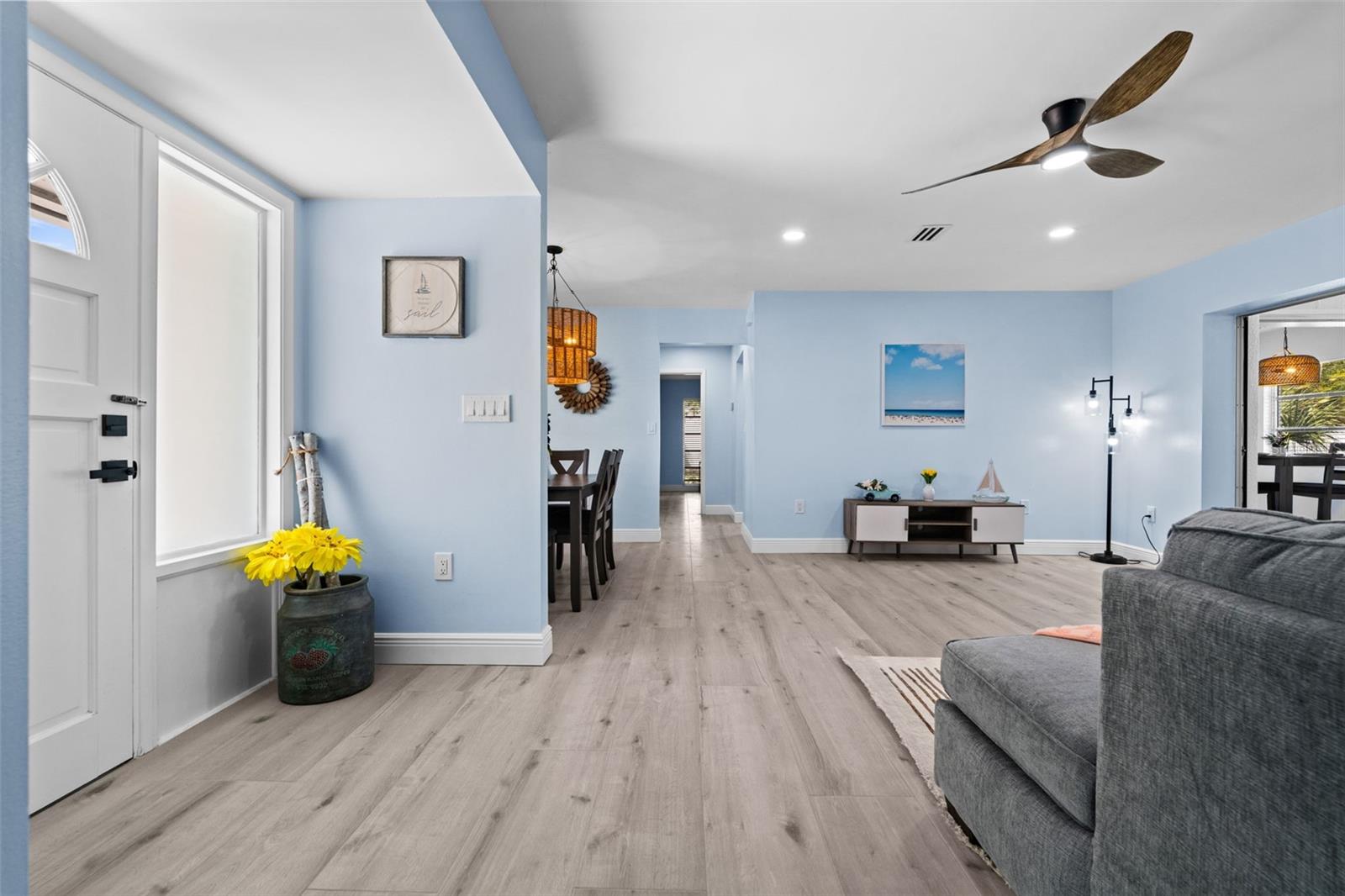 Image 9 of 45 For 604 Madrid Avenue