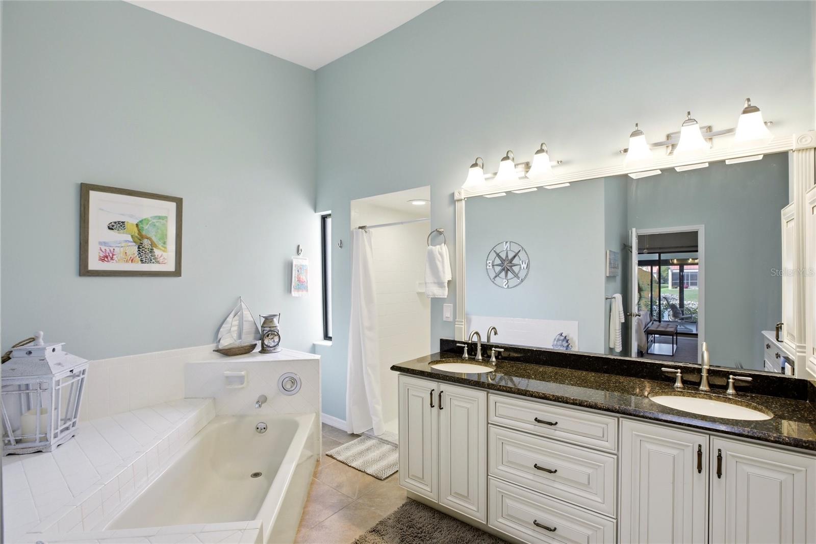 Image 20 of 42 For 1890 Deborah Drive 6