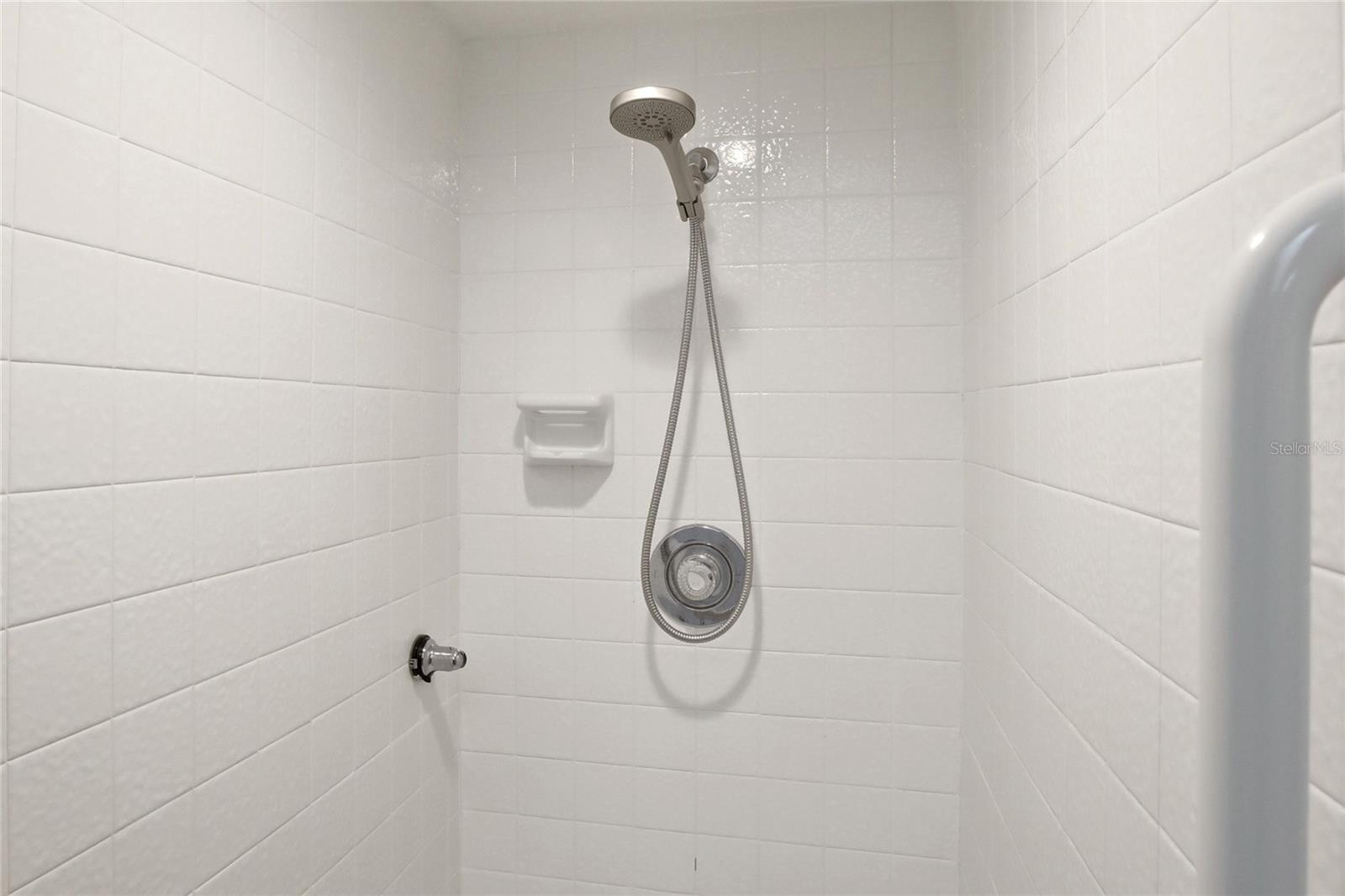 Image 27 of 42 For 1890 Deborah Drive 6