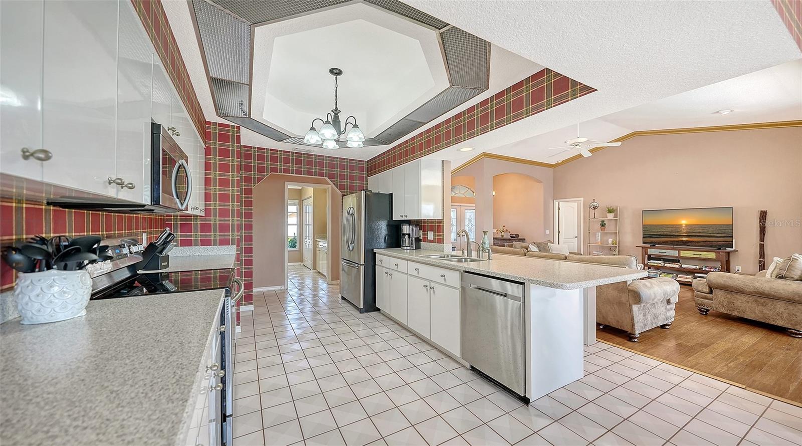 Listing photo id 18 for 2194 Peterborough Road