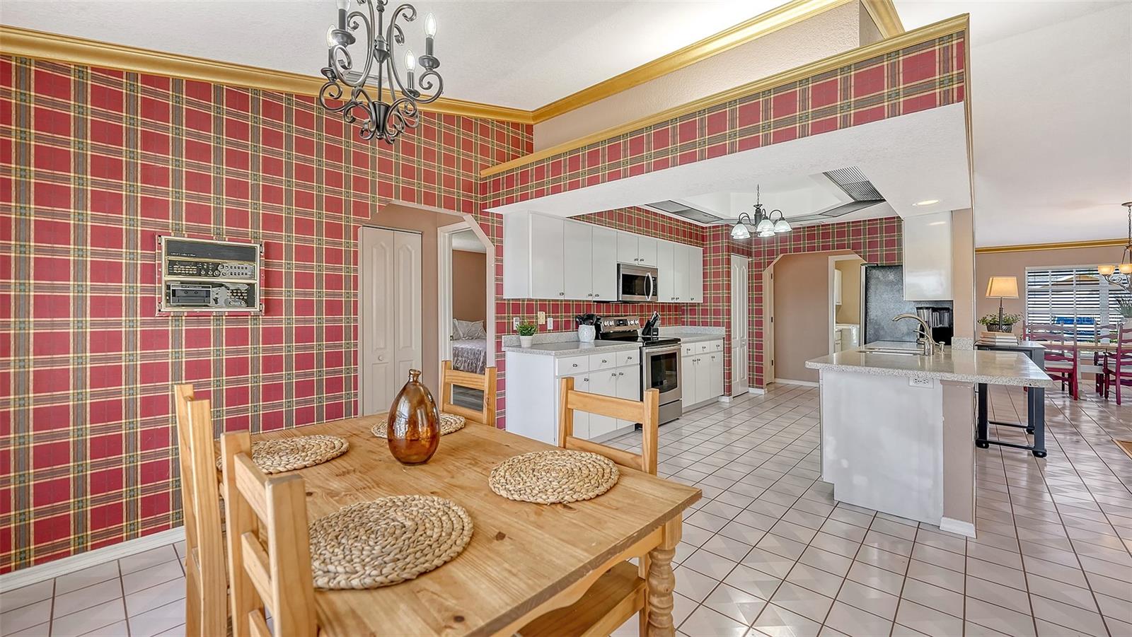 Listing photo id 22 for 2194 Peterborough Road