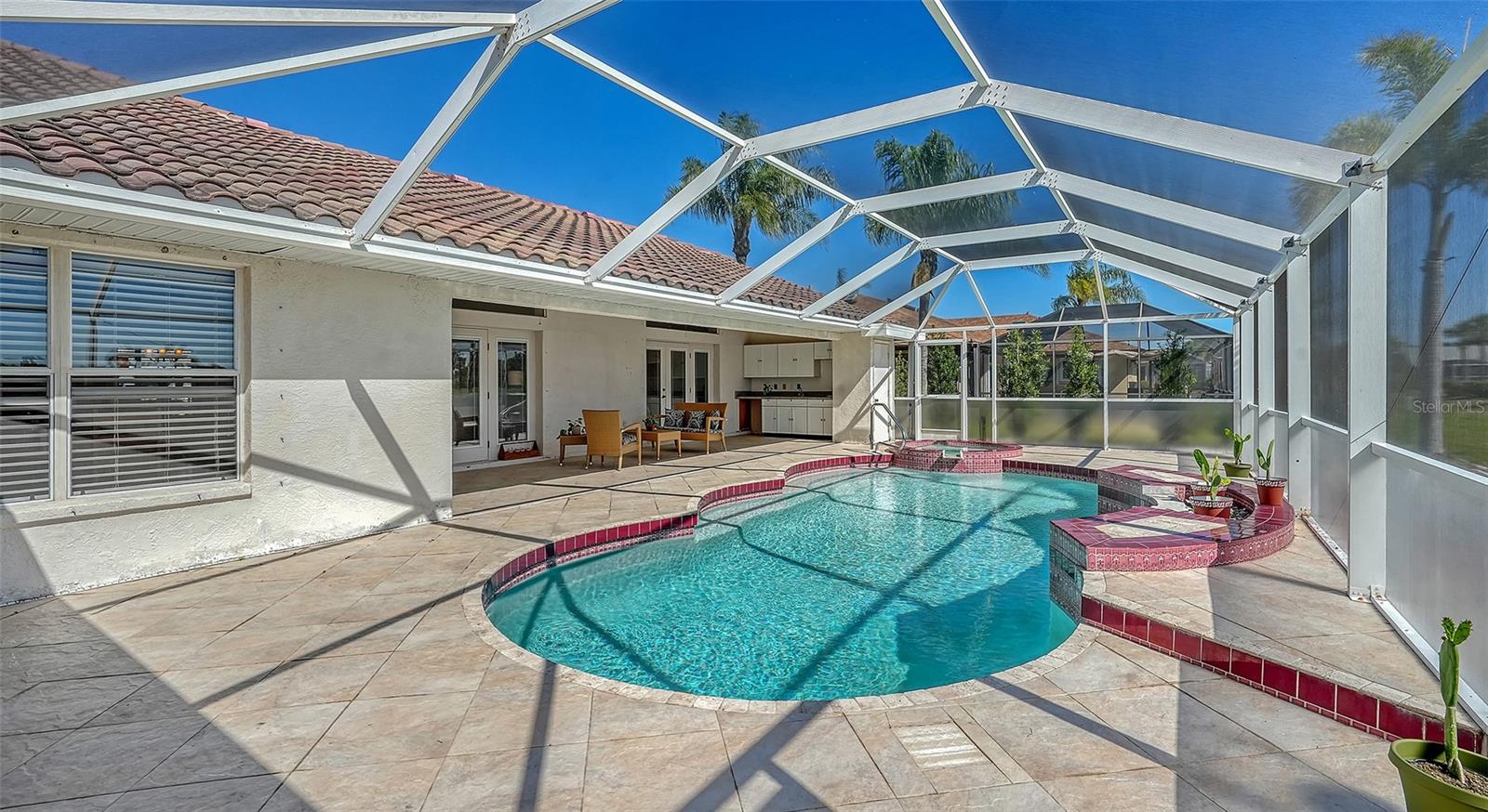 Listing photo id 42 for 2194 Peterborough Road