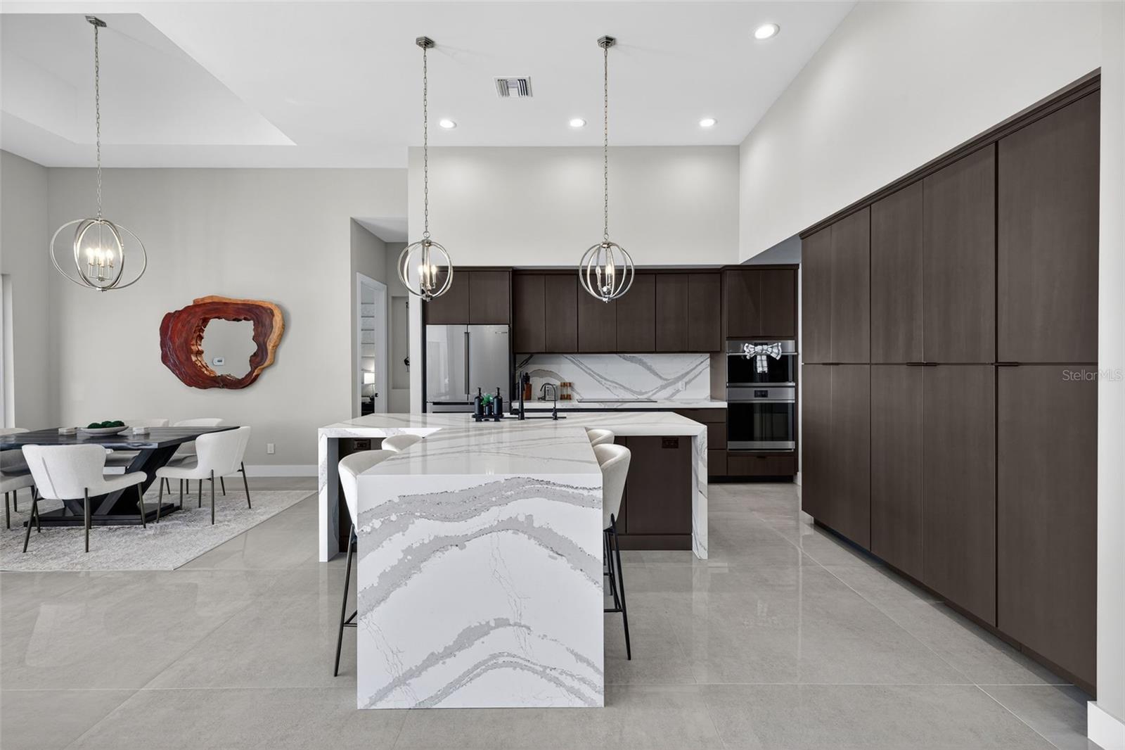 Image 11 of 64 For 2002 18th Avenue