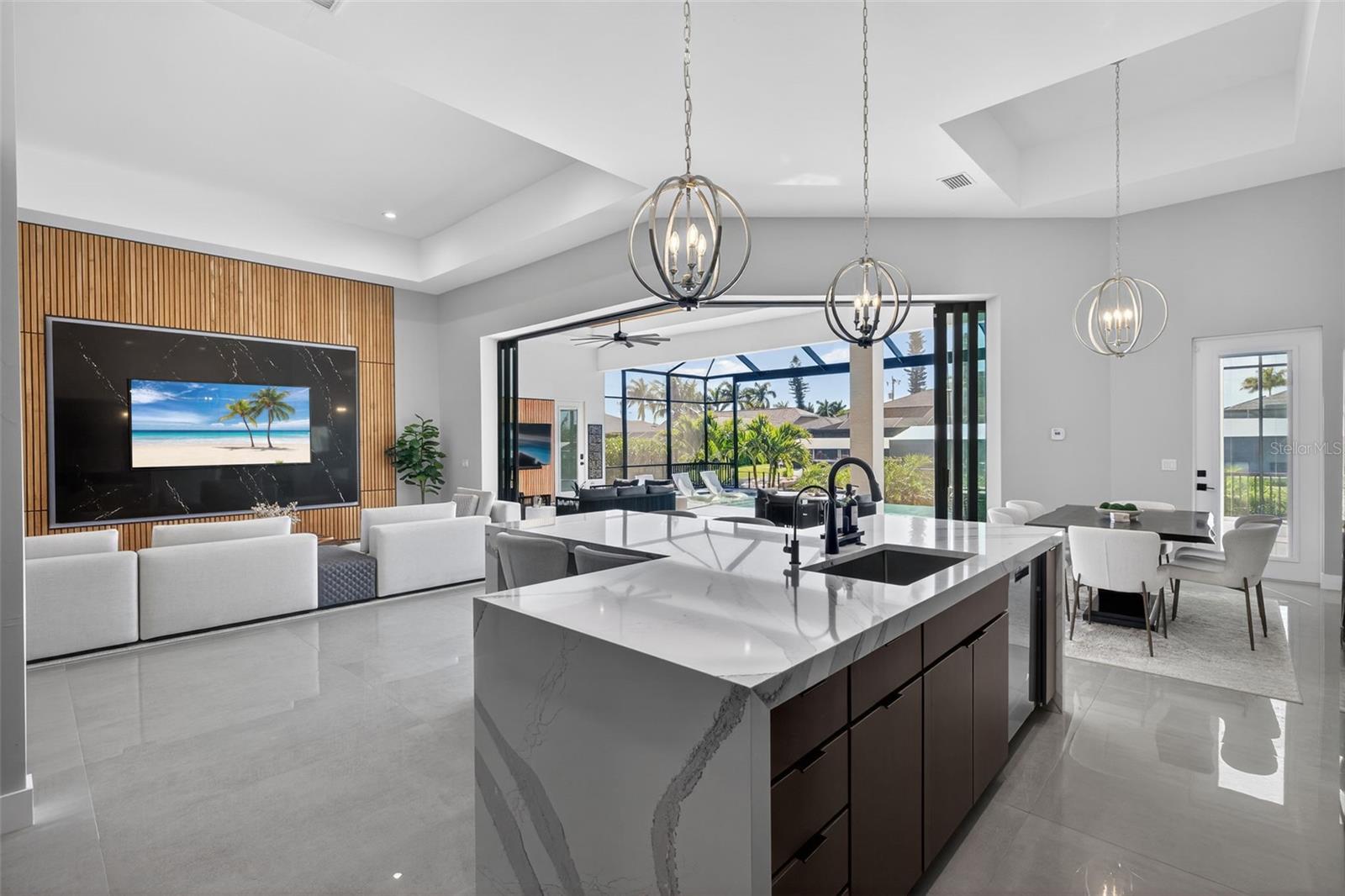 Image 14 of 64 For 2002 18th Avenue