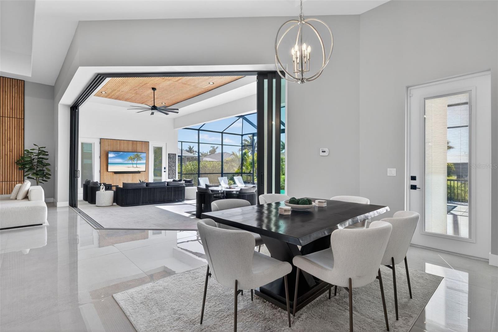 Image 17 of 64 For 2002 18th Avenue