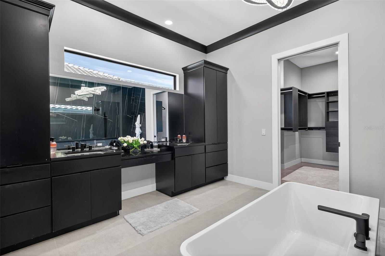 Image 23 of 64 For 2002 18th Avenue