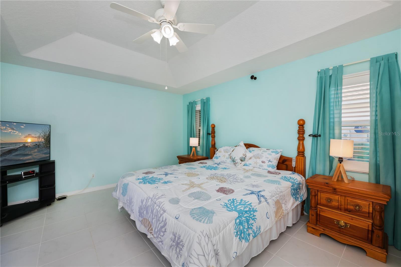 Image 32 of 73 For 409 Boundary Boulevard