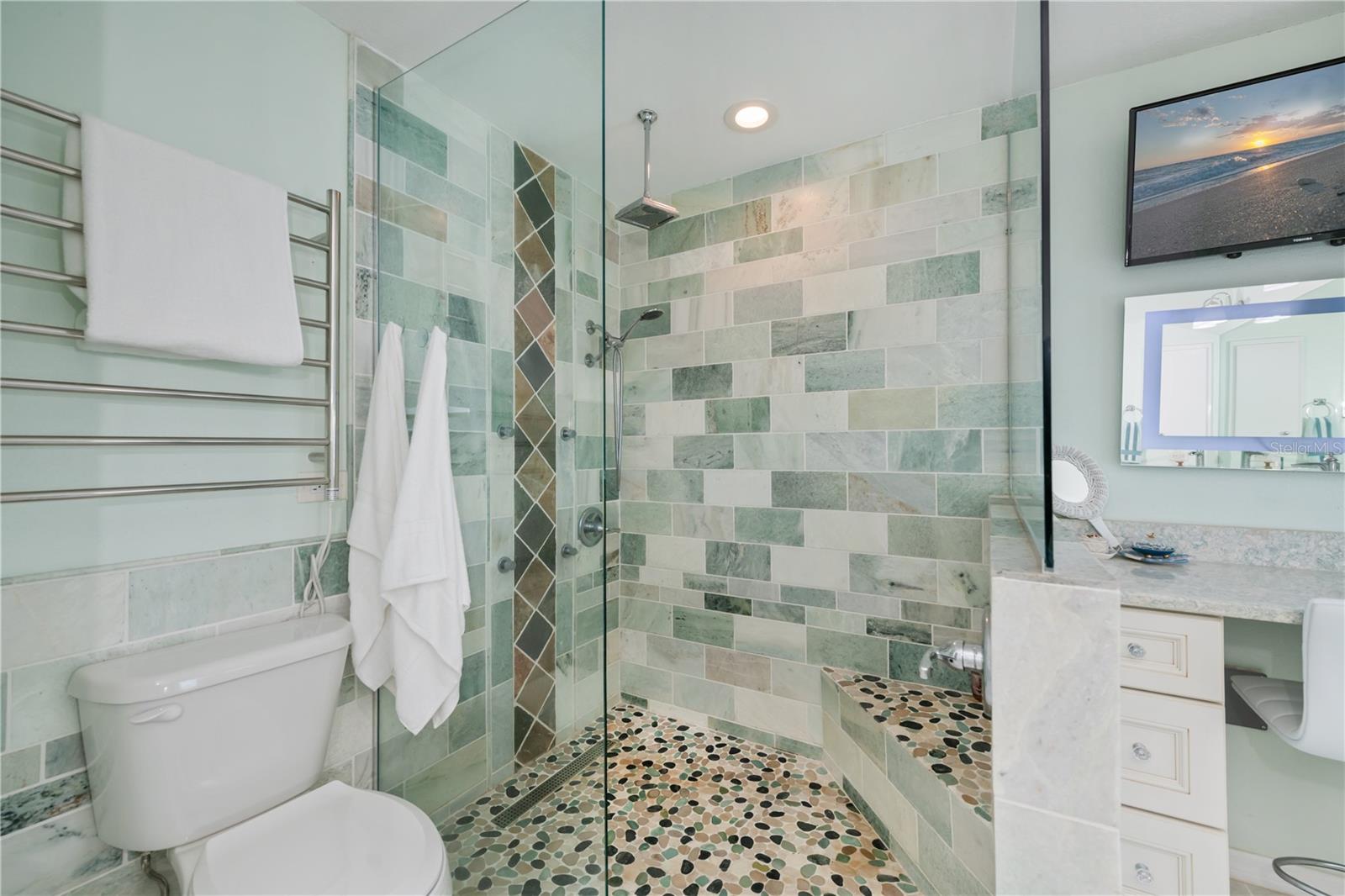 Image 37 of 73 For 409 Boundary Boulevard