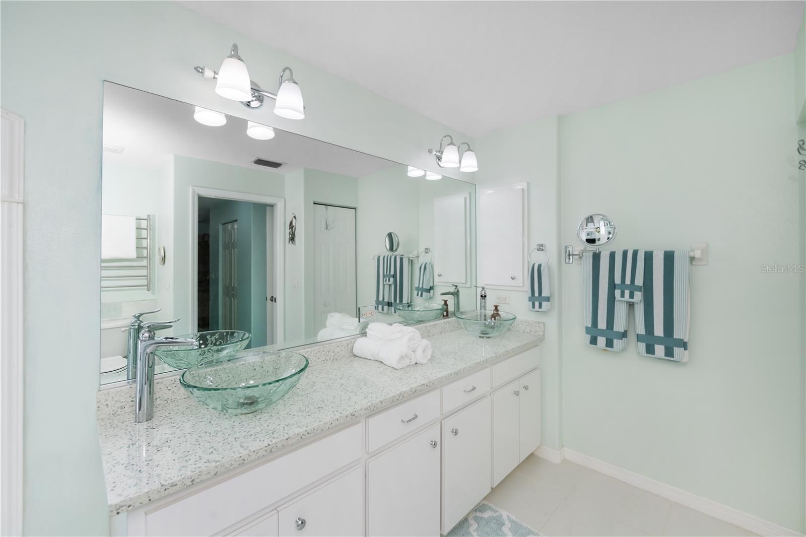 Image 40 of 73 For 409 Boundary Boulevard