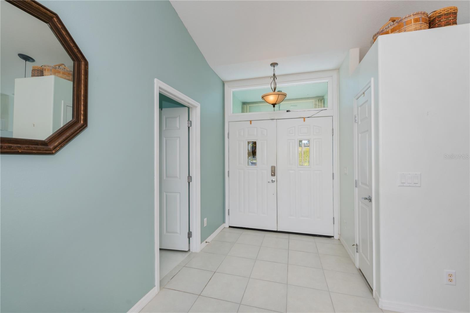 Image 8 of 73 For 409 Boundary Boulevard