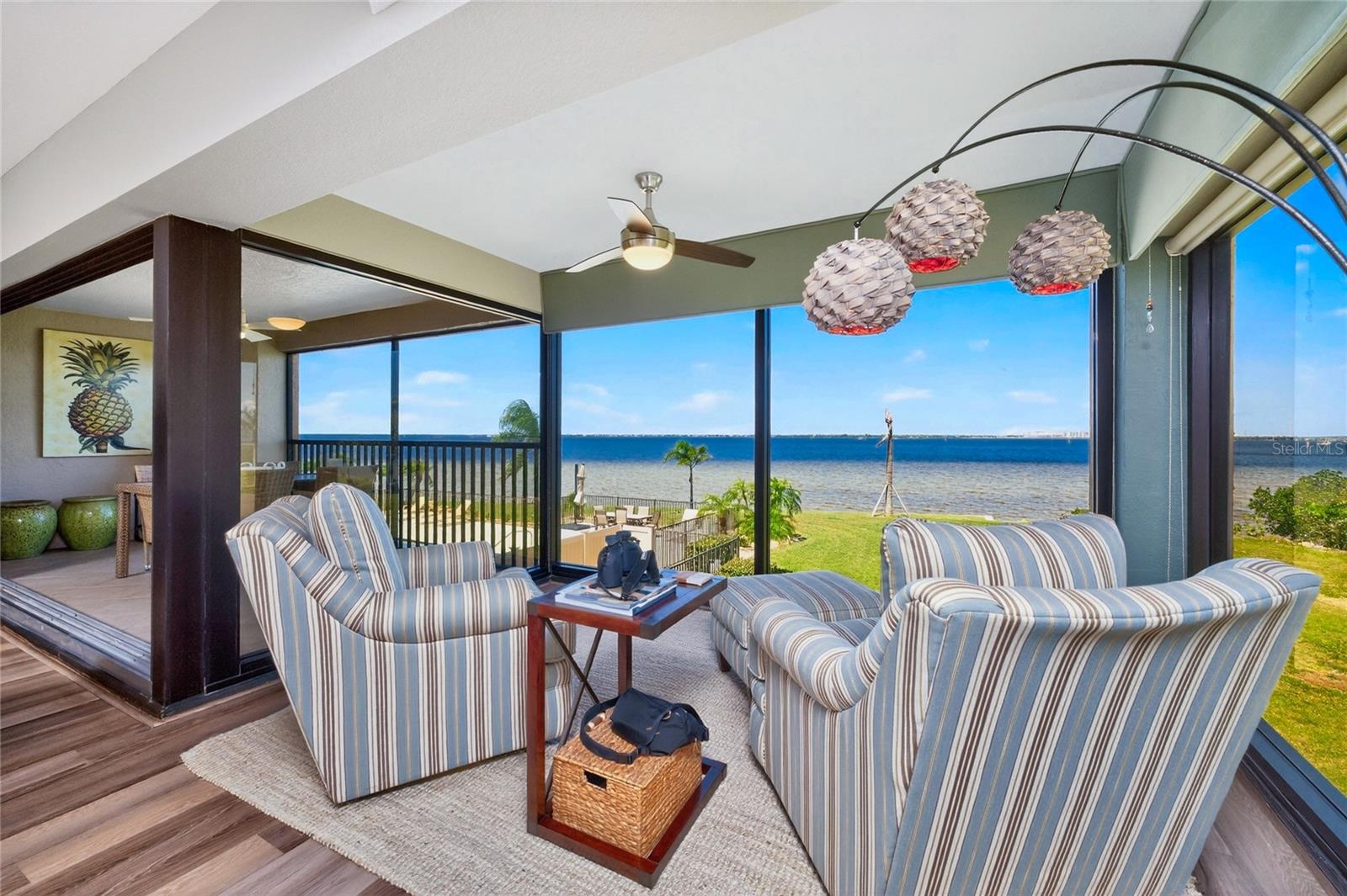 Image 16 of 61 For 1601 Park Beach Circle 6-116