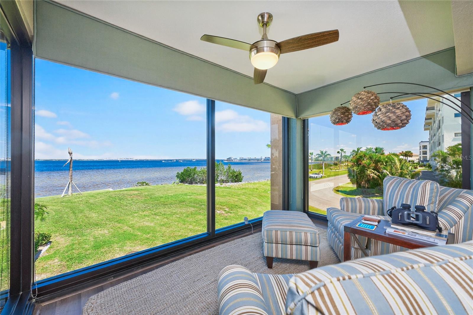 Image 17 of 61 For 1601 Park Beach Circle 6-116