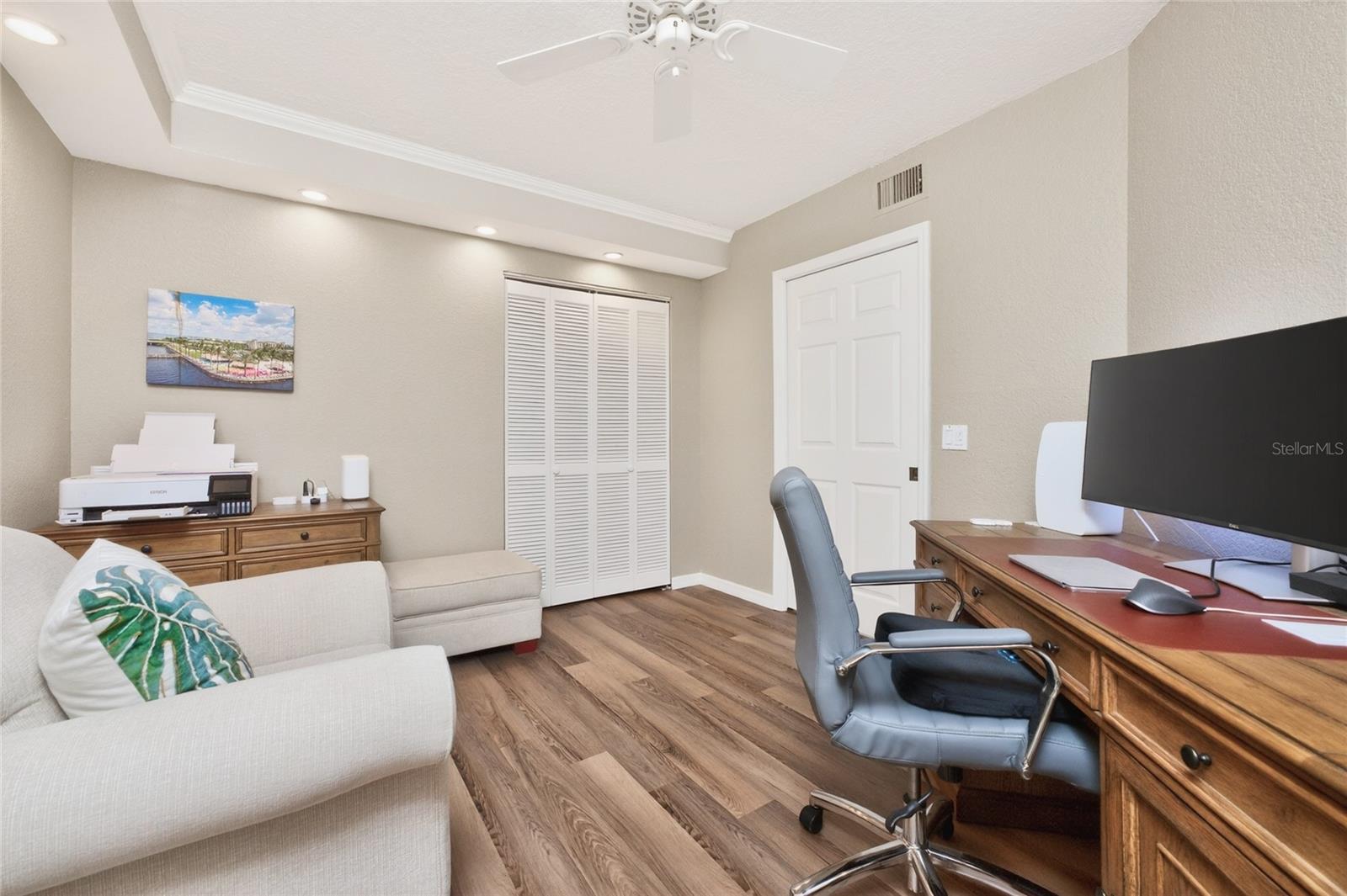 Image 46 of 61 For 1601 Park Beach Circle 6-116