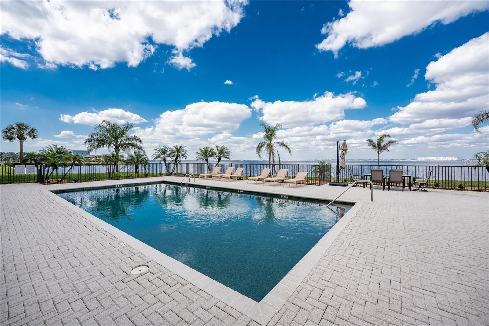 Image 53 of 61 For 1601 Park Beach Circle 6-116