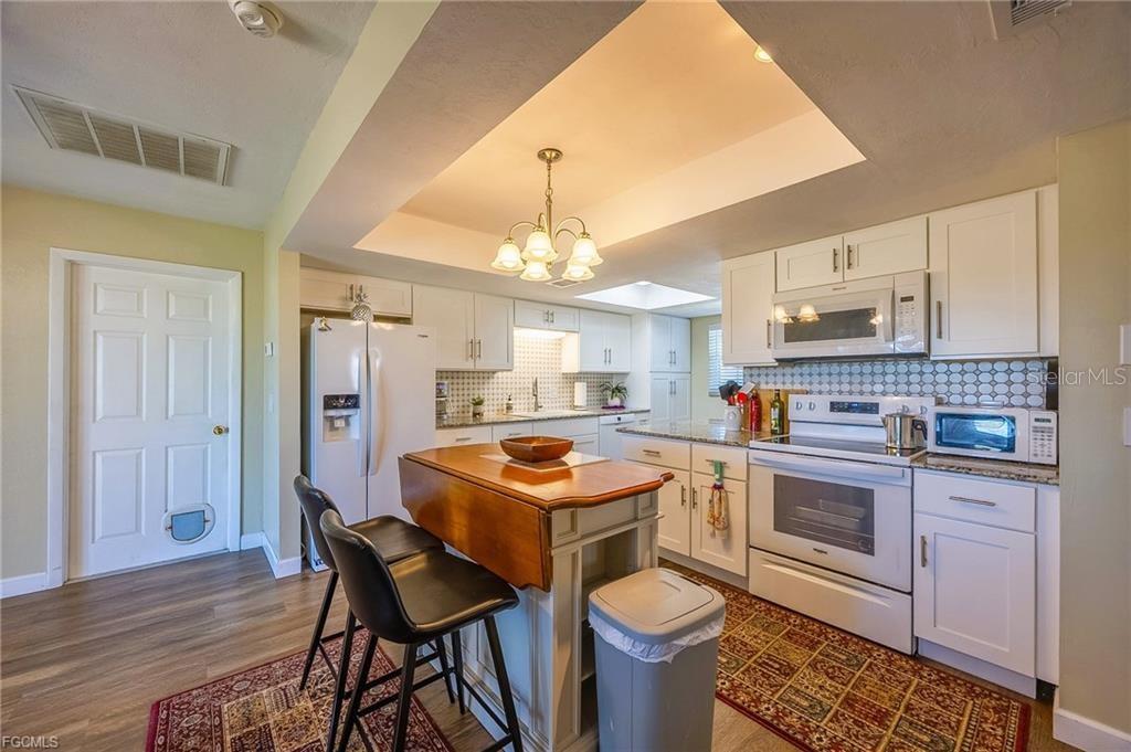 Image 12 of 48 For 238 9th Terrace