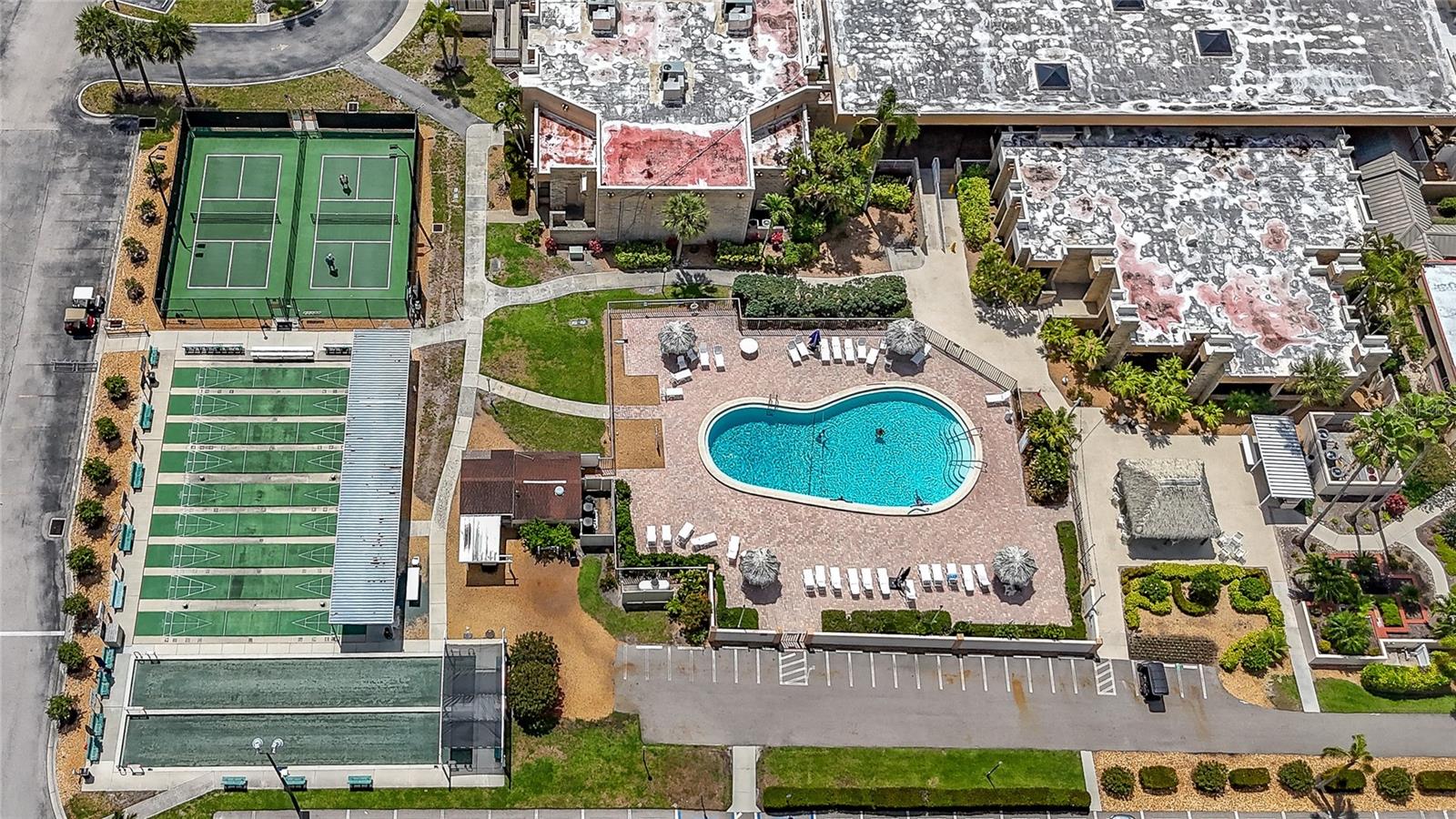 Image 22 of 48 For 6220 Augusta Drive 309