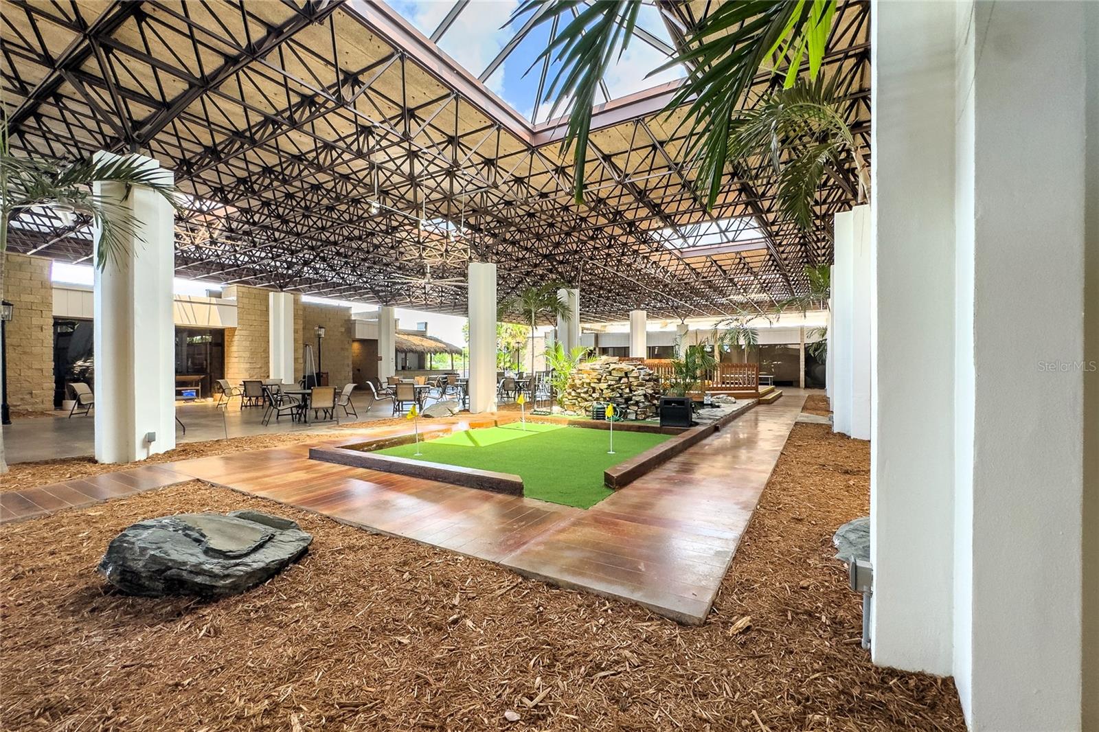 Image 29 of 48 For 6220 Augusta Drive 309