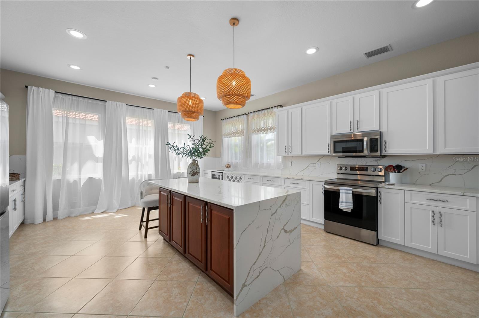 Image 25 of 90 For 24439 Riverfront Drive