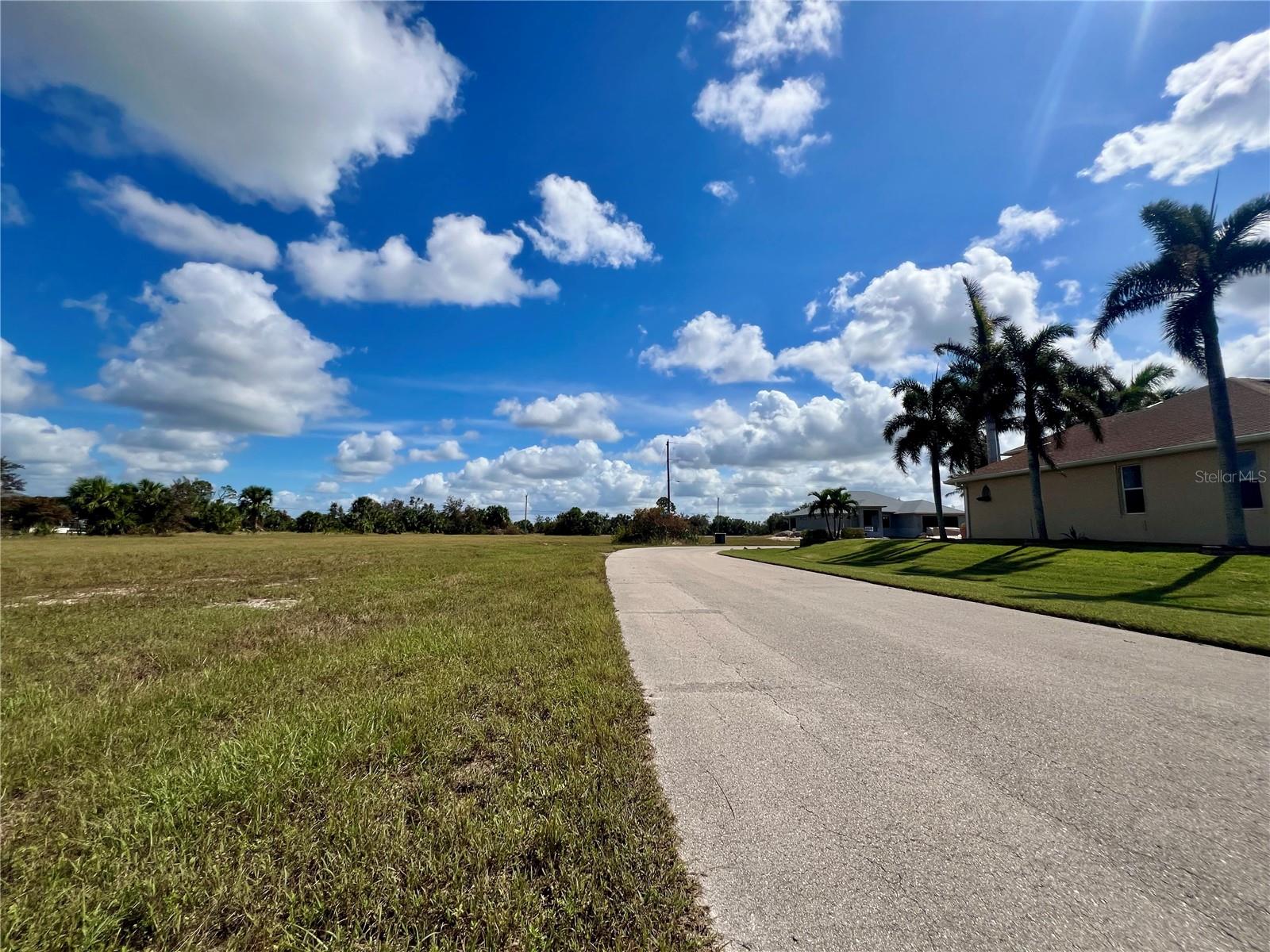 Image 4 of 6 For 4109 36th Terrace