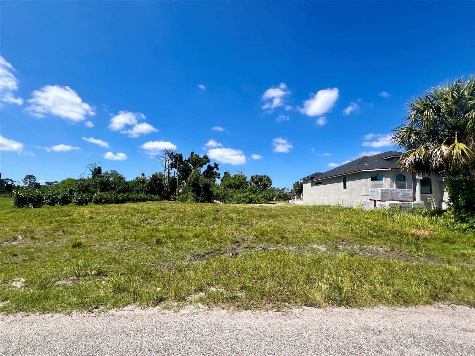 Details for 60 Pine Valley Court, ROTONDA WEST, FL 33947