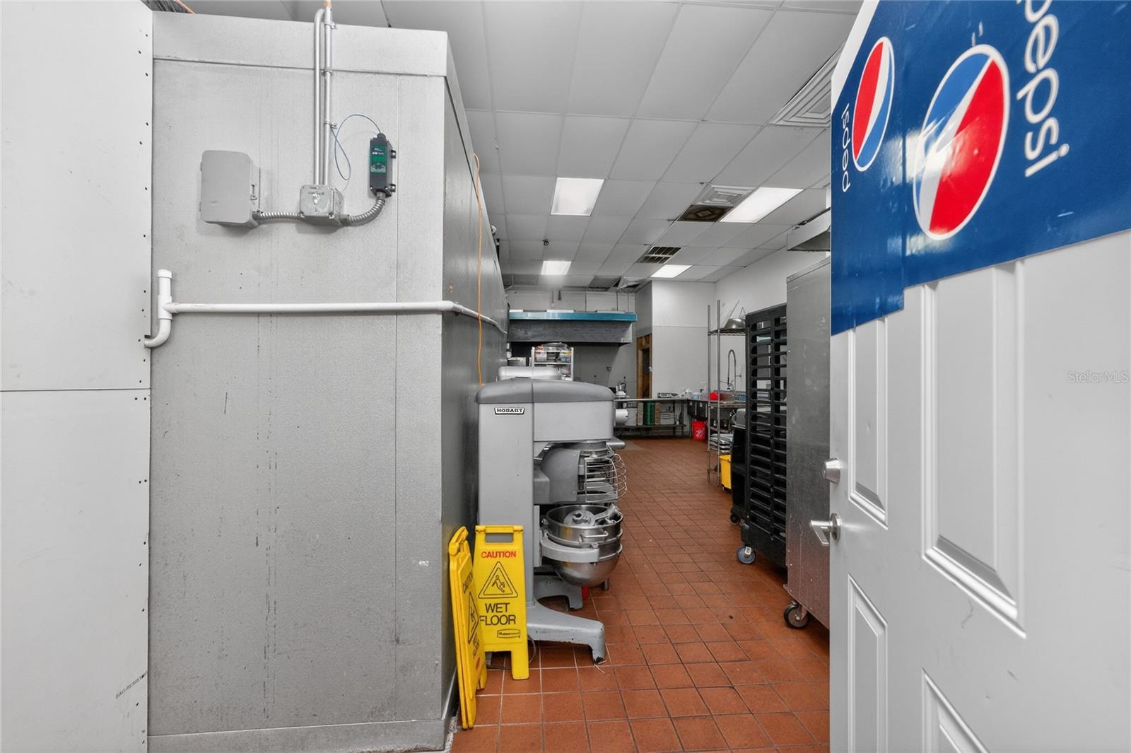 Image 36 of 66 For 23064 Harborview Road A And B An