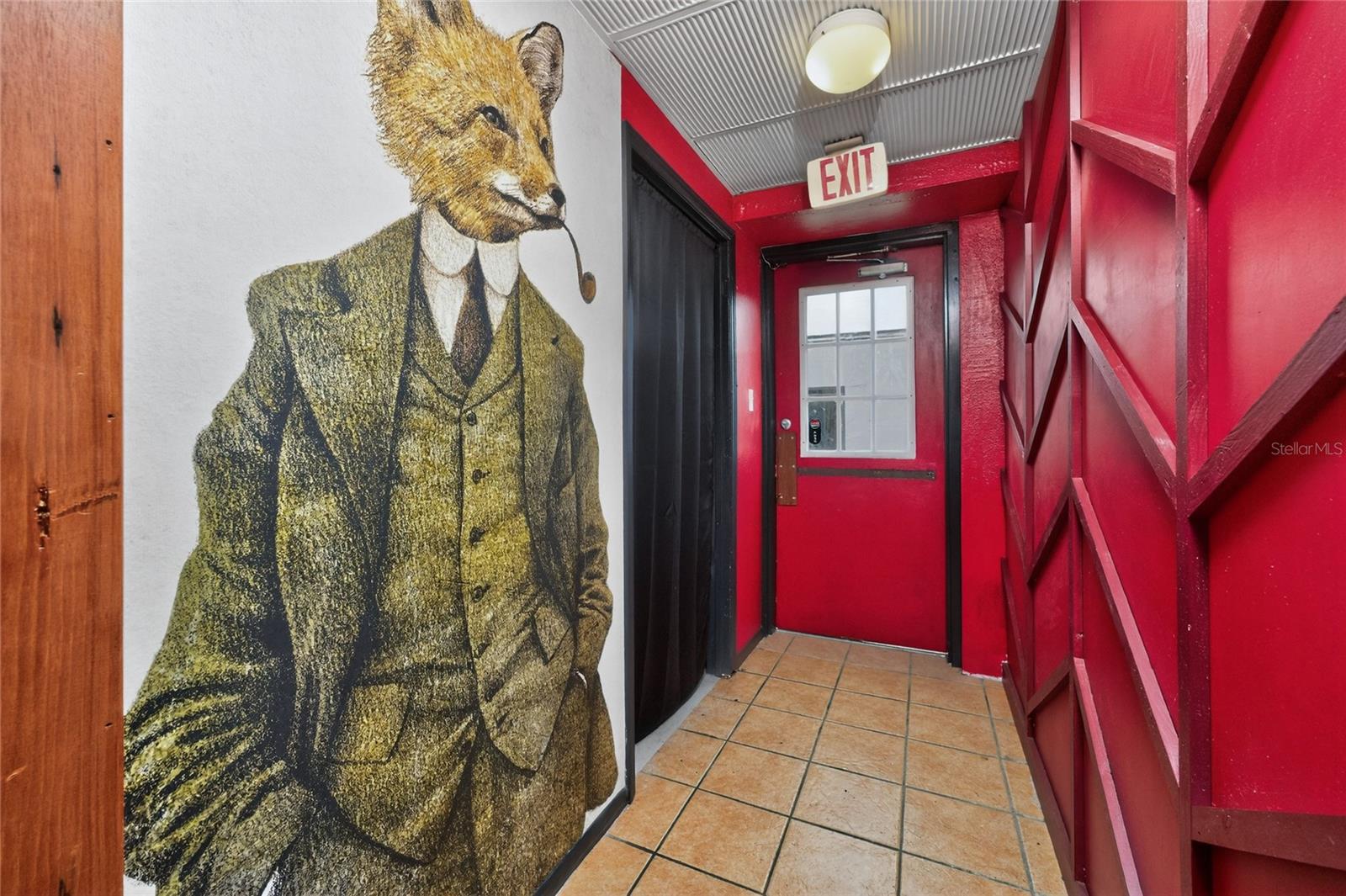 Image 41 of 66 For 23064 Harborview Road A And B An