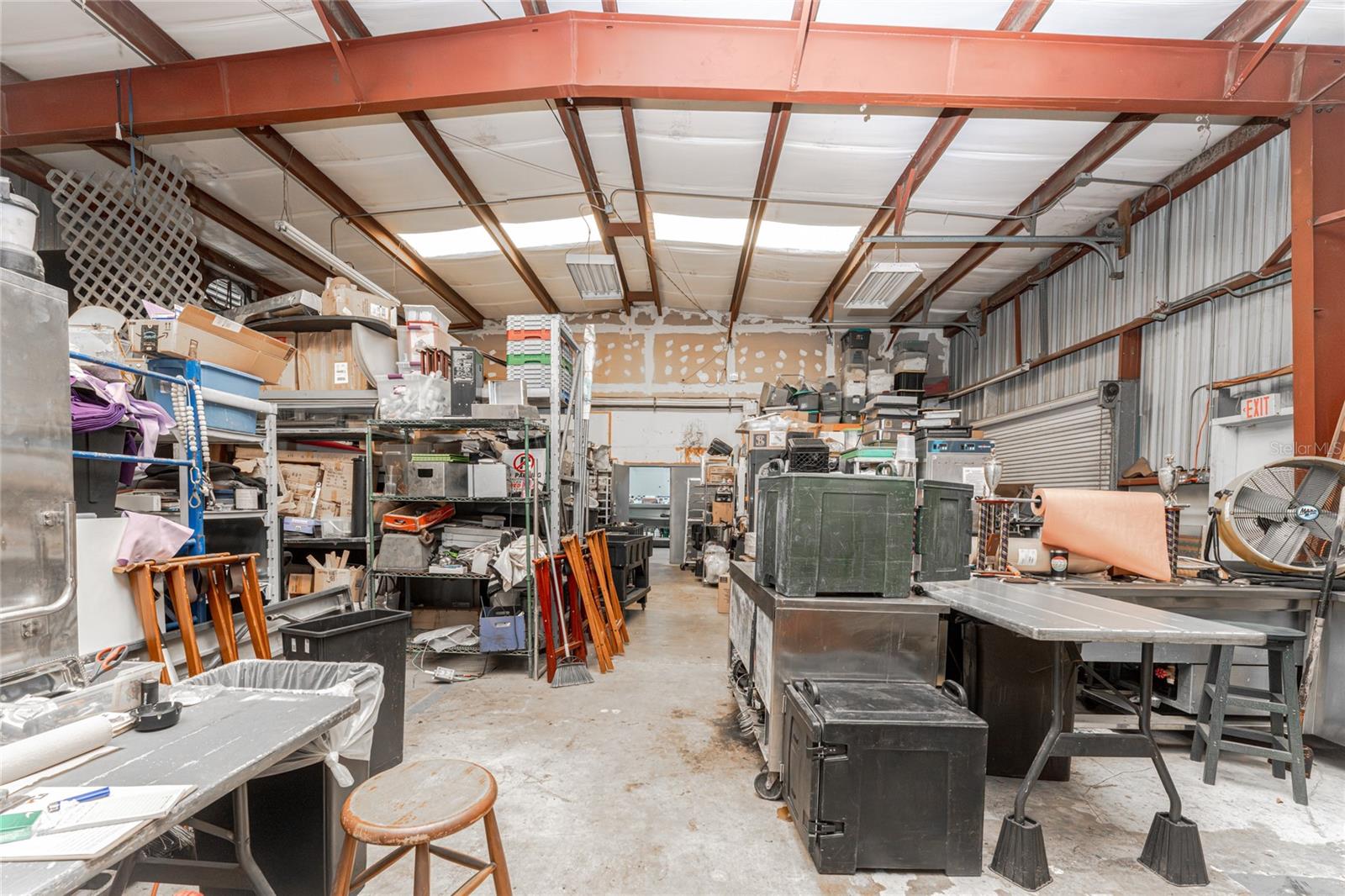 Image 50 of 66 For 23064 Harborview Road A And B An