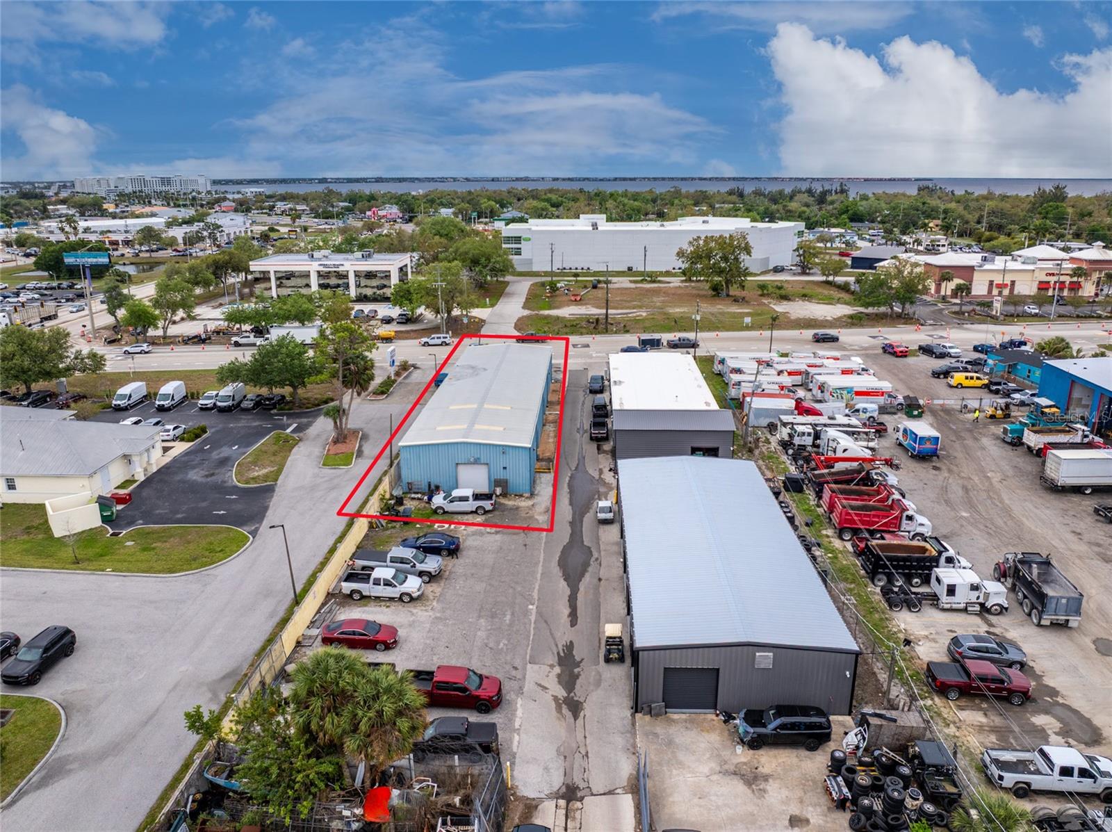 Image 56 of 66 For 23064 Harborview Road A And B An