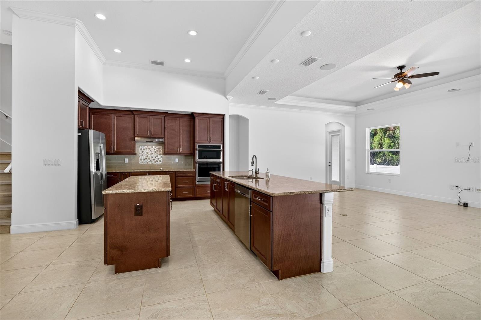 Image 11 of 52 For 3680 Pine Street