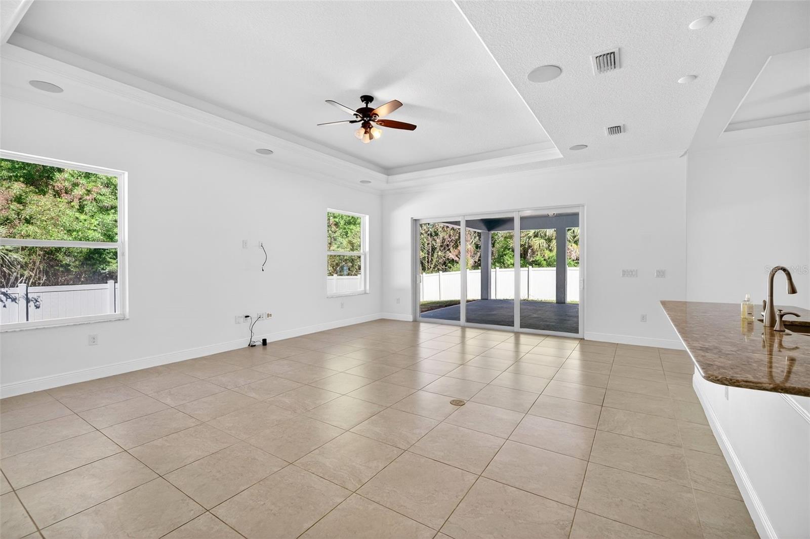 Image 21 of 52 For 3680 Pine Street