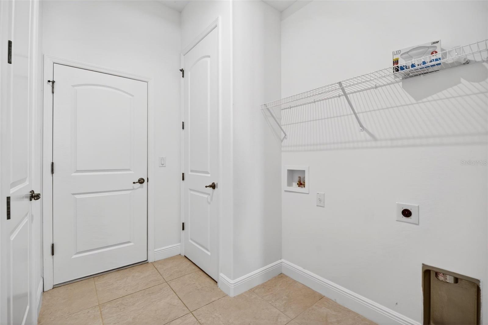 Image 22 of 52 For 3680 Pine Street