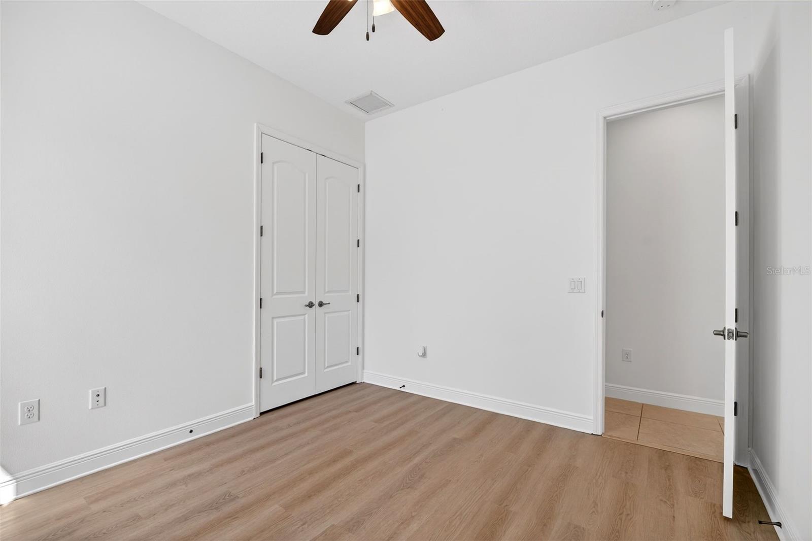 Image 28 of 52 For 3680 Pine Street