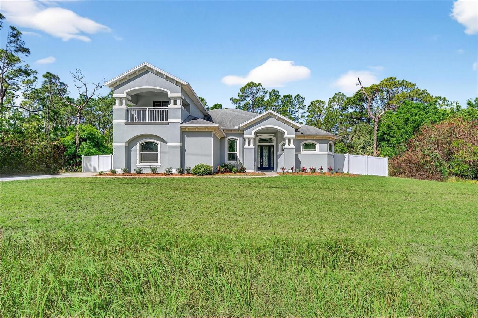 Image 3 of 52 For 3680 Pine Street