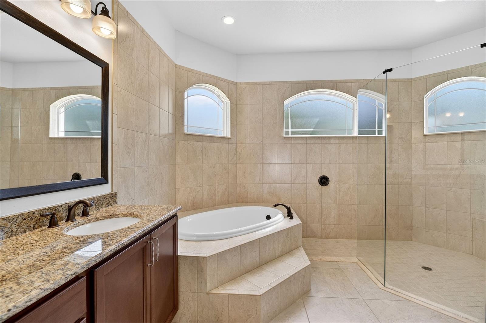 Image 36 of 52 For 3680 Pine Street