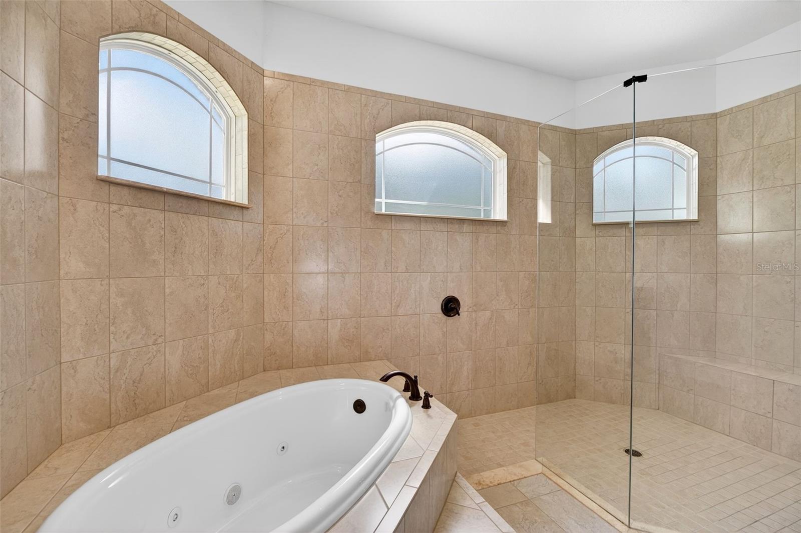 Image 37 of 52 For 3680 Pine Street