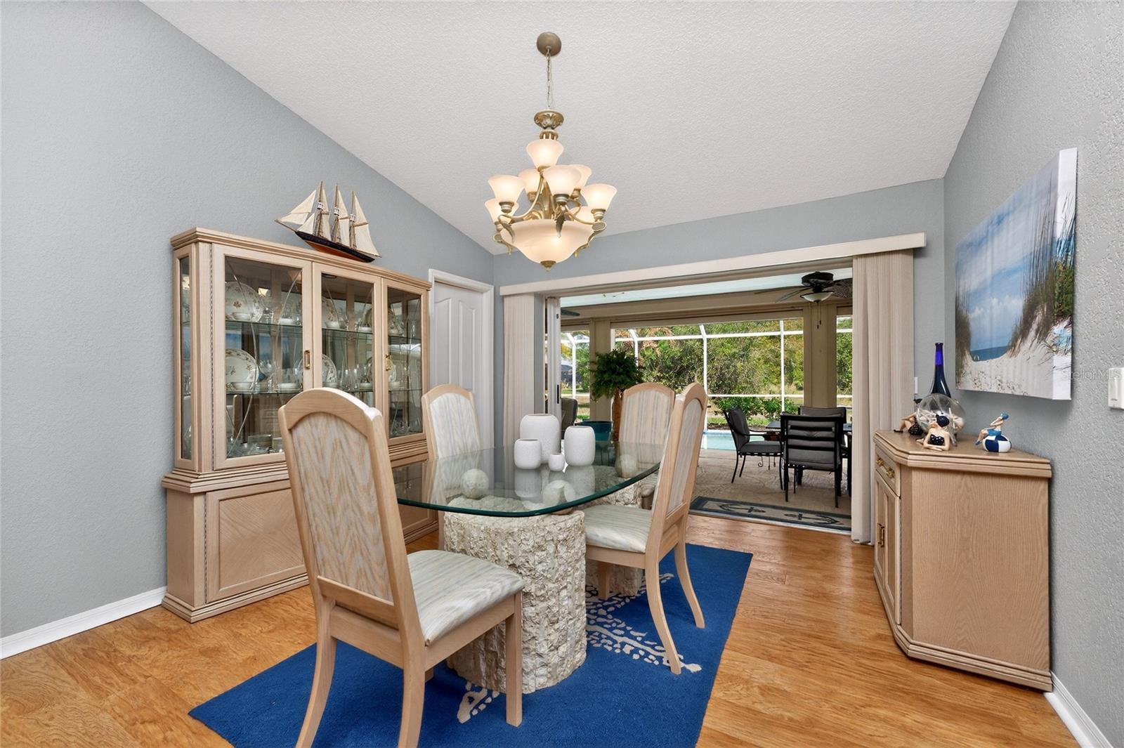 Image 11 of 56 For 100 Angol Street