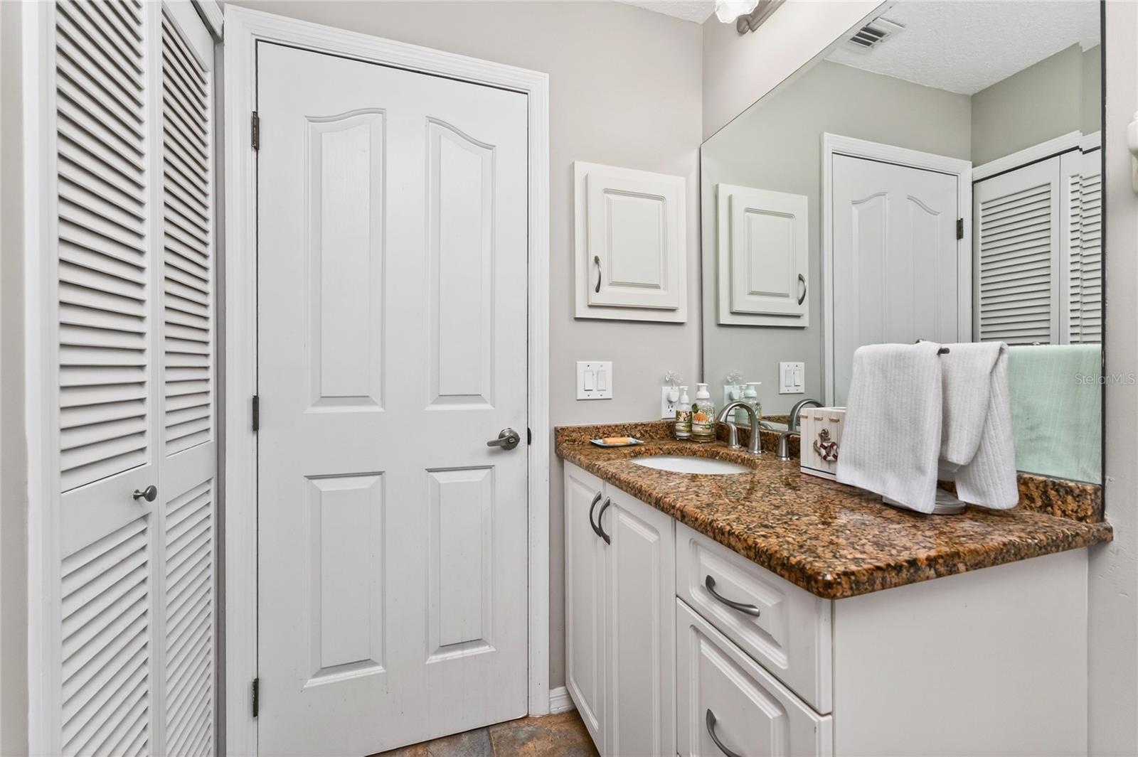 Image 36 of 56 For 100 Angol Street