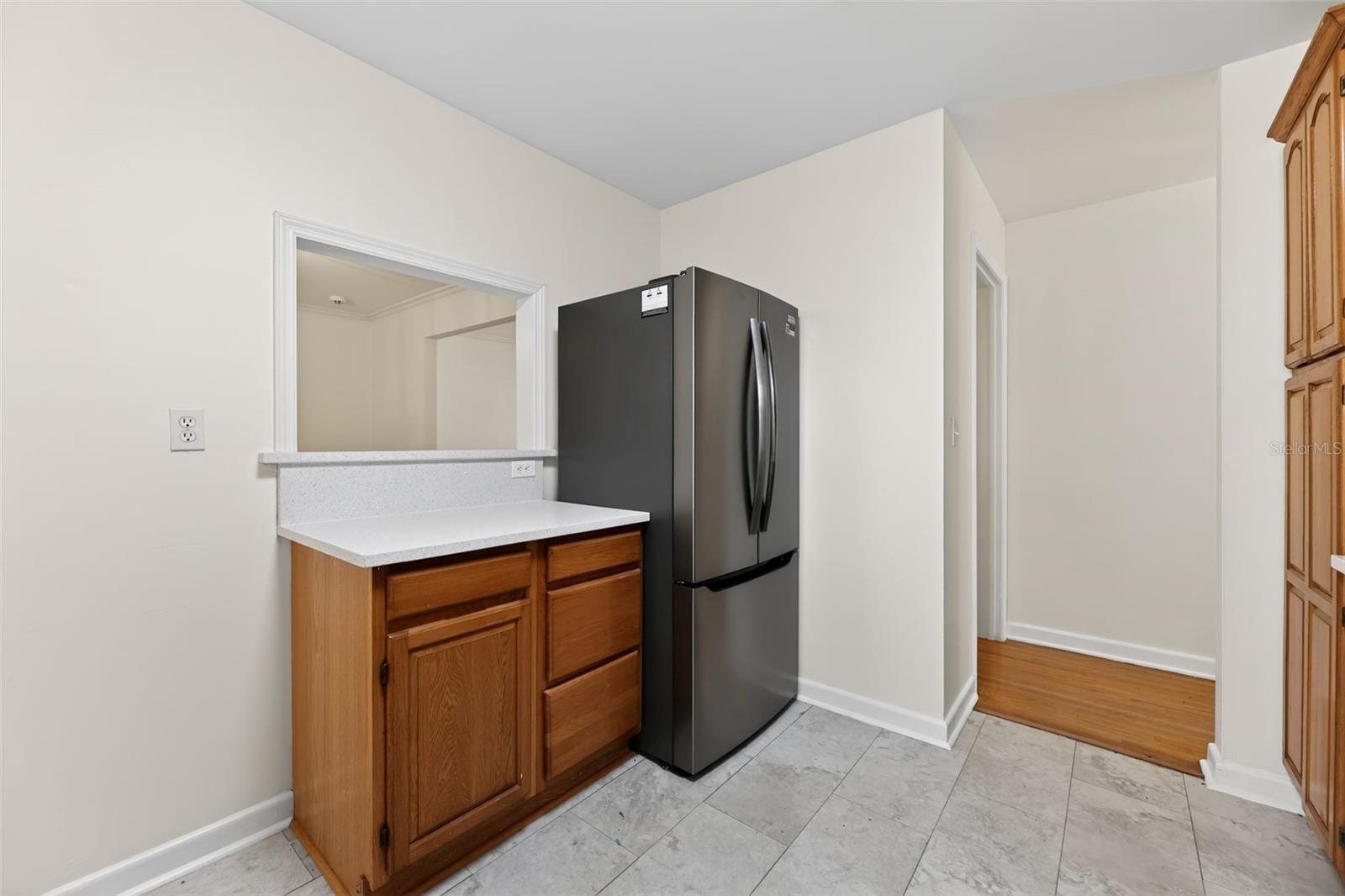 Image 18 of 48 For 6220 Graves Street