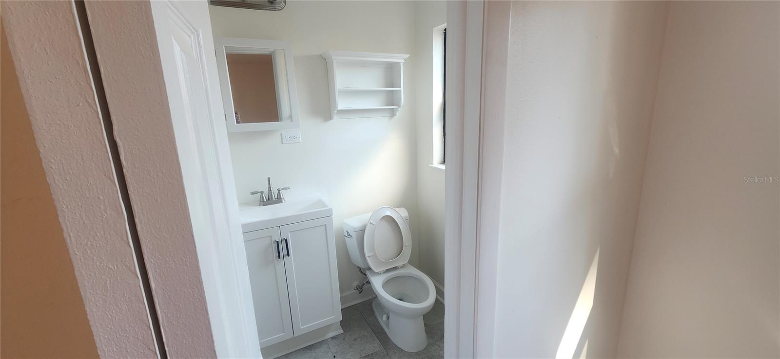 Image 28 of 48 For 6220 Graves Street