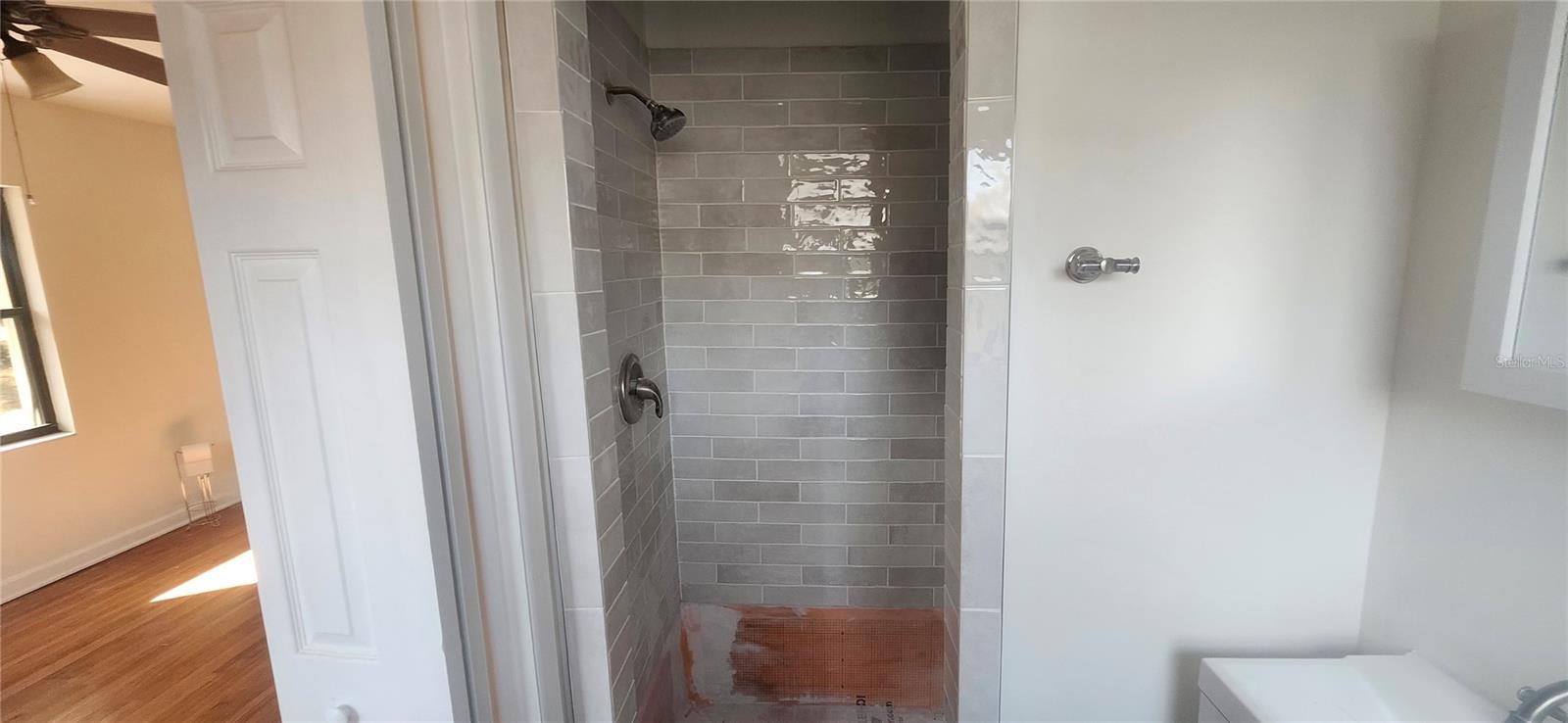 Image 29 of 48 For 6220 Graves Street