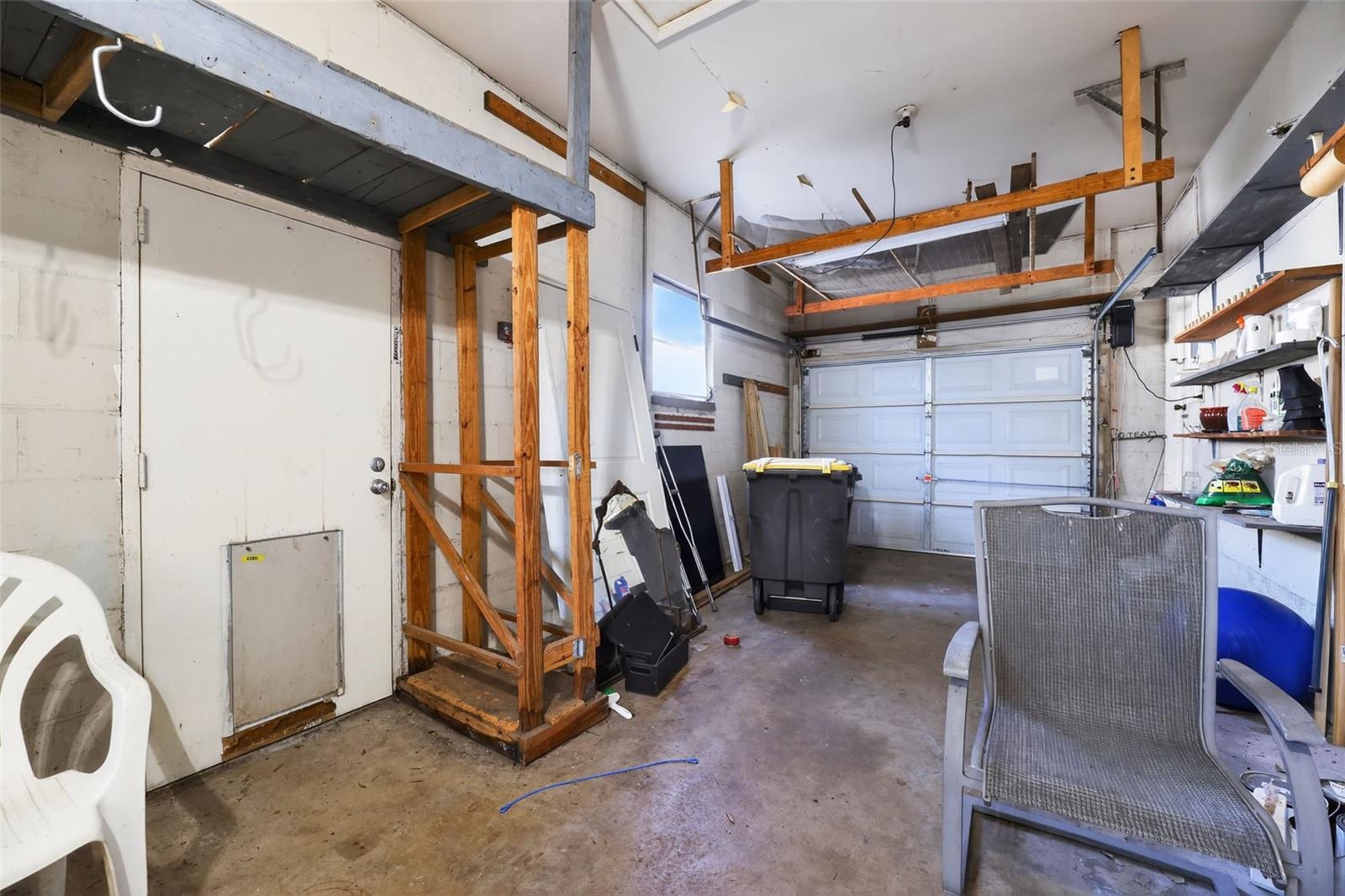 Image 3 of 48 For 6220 Graves Street